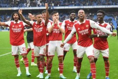 曼联中场引援计划：巴莱巴领衔，英格兰新星备选助力重建